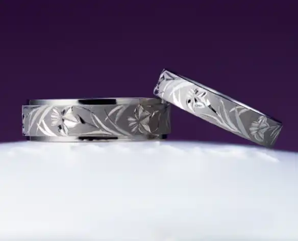 花匠の彫　あいの風（あいのかぜ）